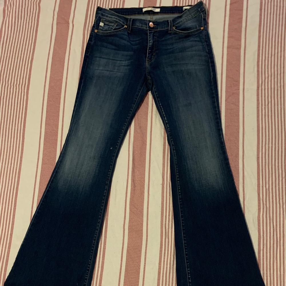 Mid/high wasted KanCan flare jeans!
